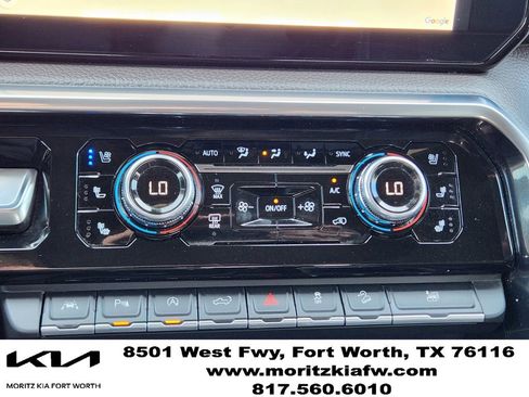 Used 2022 GMC Sierra 1500 Denali w/ Denali Reserve Package AWD/4WD image 18