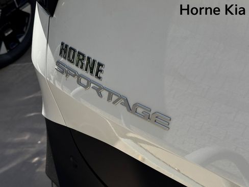 New 2026 Kia Sportage LX image 19