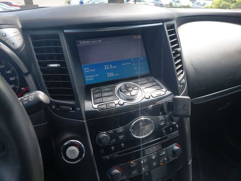 Used 2011 INFINITI FX35 AWD w/ Premium Pkg image 6