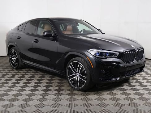Used 2023 BMW X6 M50i w/ Executive Package AWD/4WD image 2