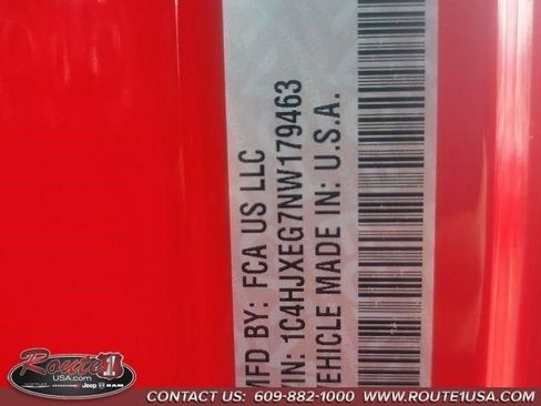 Used 2022 Jeep Wrangler Unlimited Sahara AWD/4WD image 32
