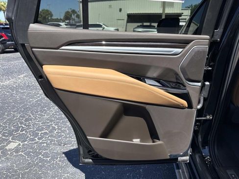 Certified 2025 Cadillac Escalade Premium Luxury w/ Touring Package AWD/4WD image 11