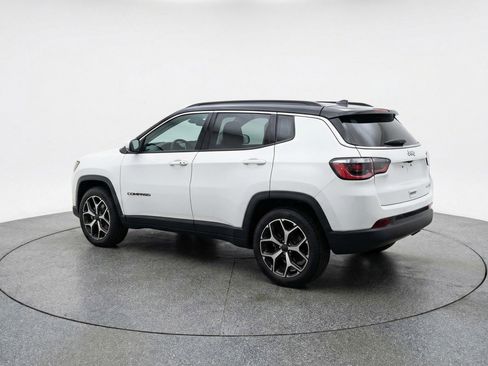 Used 2025 Jeep Compass Limited image 6