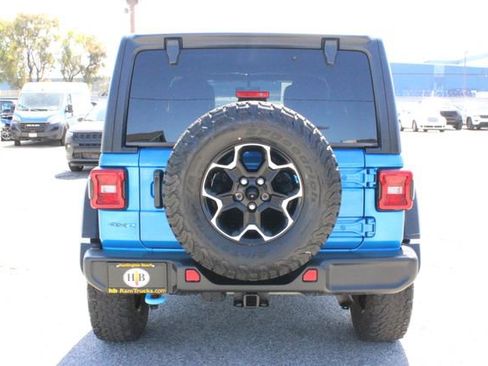 Used 2021 Jeep Wrangler Unlimited Rubicon 4xe w/ Cold Weather Group AWD/4WD image 5