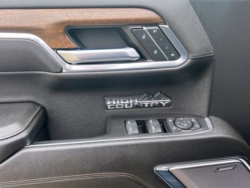 Used 2023 Chevrolet Silverado 1500 High Country image 14
