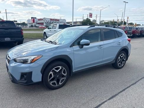 Used 2019 Subaru Crosstrek 2.0i Limited w/ Moonroof Package w/Navigation AWD/4WD image 3