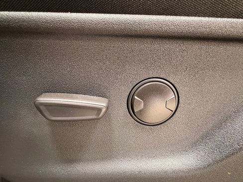 Used 2025 Ford F150 XLT w/ Equipment Group 301A Standard image 26