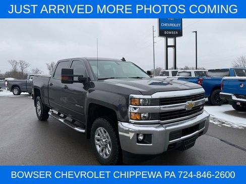 Used 2015 Chevrolet Silverado 2500 LT w/ LT Convenience Package image 9