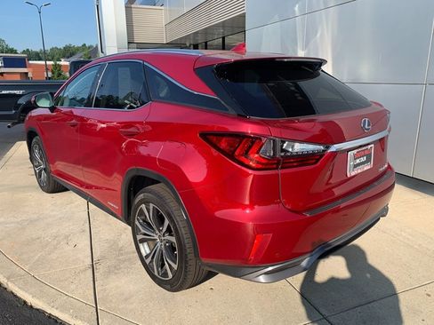 Used 2019 Lexus RX 450h AWD image 3