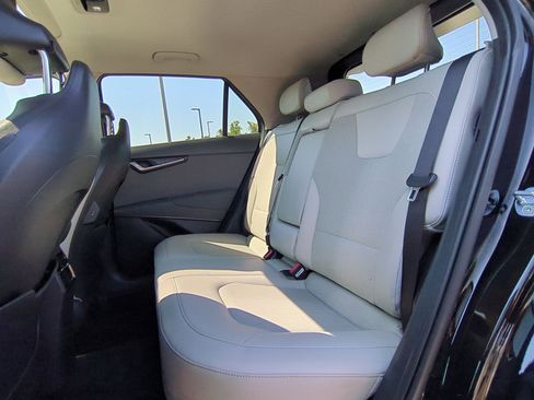 Used 2023 Kia Niro EX Touring image 31