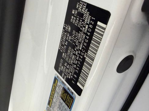 Used 2024 Kia Telluride EX w/ EX Captain's Chair Package FWD image 35