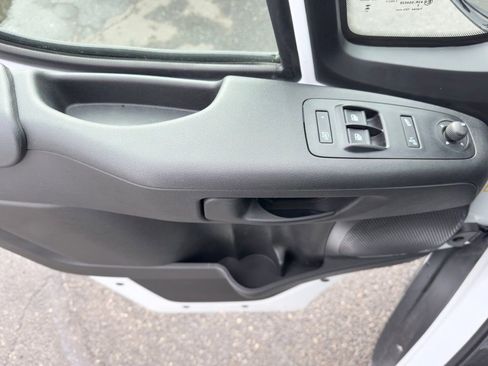 Used 2025 RAM ProMaster 2500 w/ Premium Convenience Group image 13