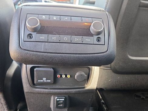 Used 2016 GMC Acadia Denali image 30