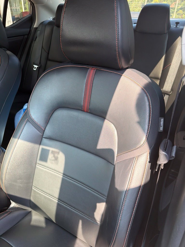 Used 2022 Nissan Sentra SR w/ SR Premium Package FWD image 5