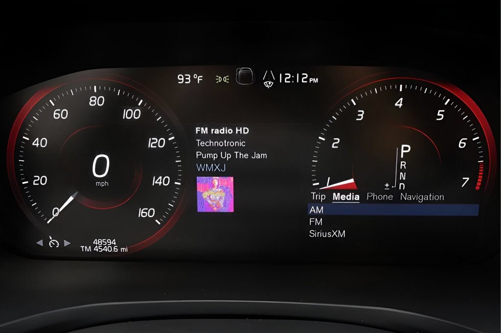 Used 2020 Volvo S60 T5 Momentum FWD image 31