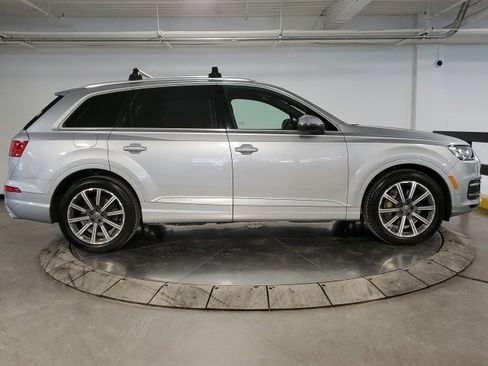 Used 2019 Audi Q7 3.0T Premium Plus w/ Premium Plus Package image 9