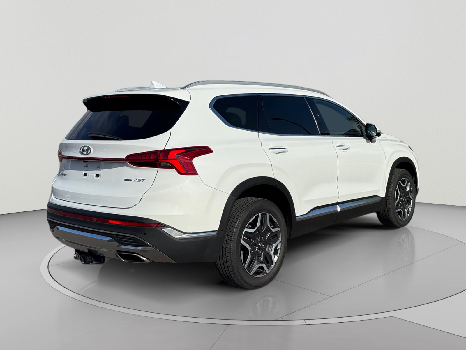 Used 2023 Hyundai Santa Fe Limited AWD/4WD image 5