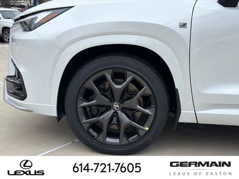 New 2026 Lexus TX 500h AWD image 13