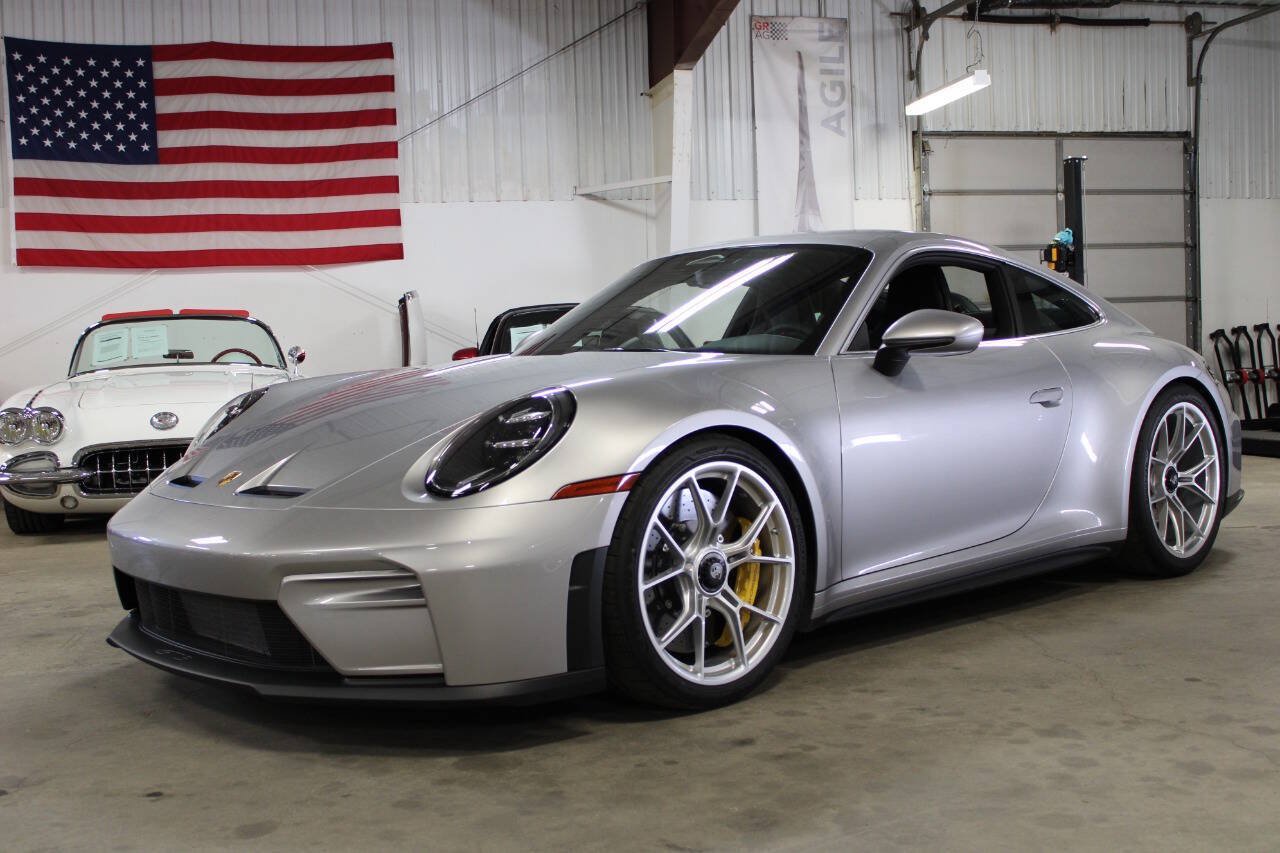 Used 2026 Porsche 911 GT3 RWD image 1
