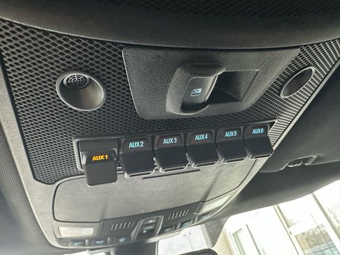 Used 2018 Ford F150 Raptor w/ Equipment Group 802A Luxury image 41