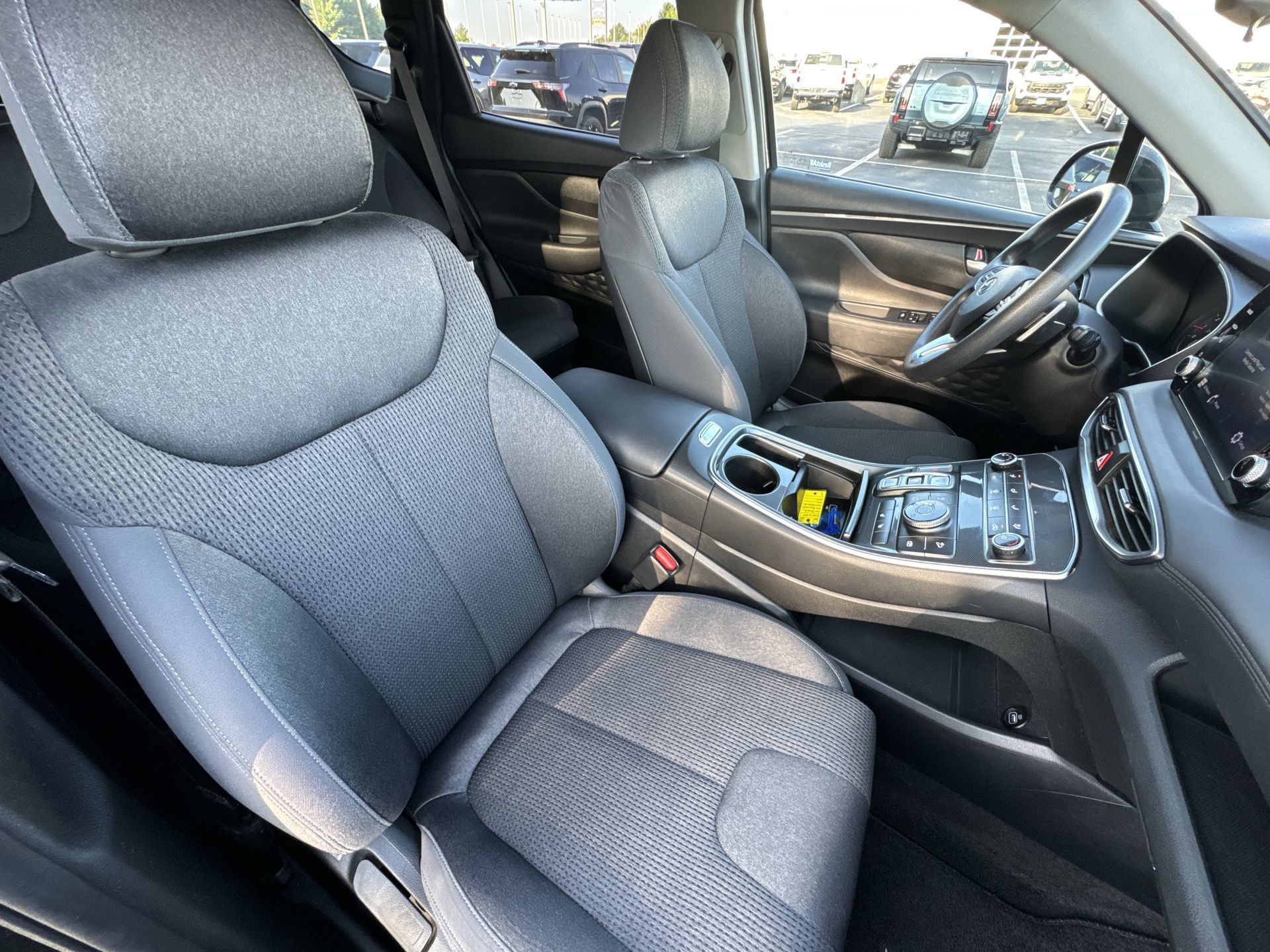 Used 2022 Hyundai Santa Fe SEL AWD/4WD image 25