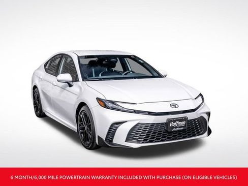Certified 2025 Toyota Camry SE FWD image 3