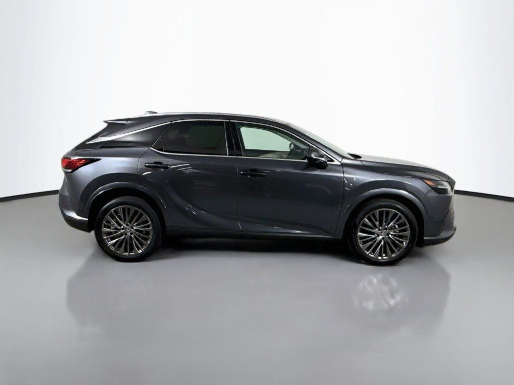 Used 2025 Lexus RX 350 AWD w/ Convenience Package image 4