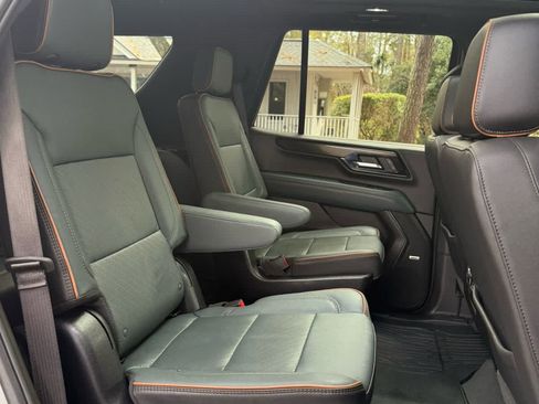 Used 2025 GMC Yukon AT4 w/ AT4 Premium Package image 16
