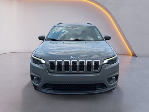 Used 2020 Jeep Cherokee Latitude Plus AWD/4WD image 8
