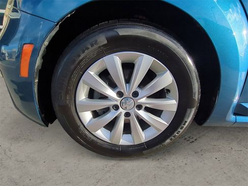 Used 2019 Volkswagen Beetle 2.0T S image 14