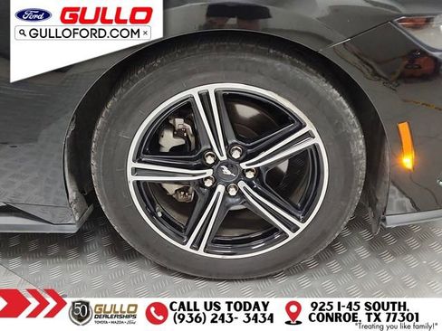 Used 2024 Ford Mustang Convertible image 26