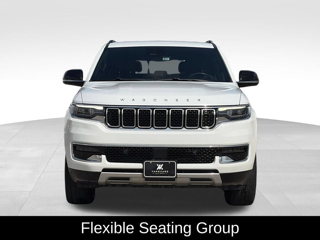 Used 2024 Jeep Wagoneer Series II w/ Flexible Seating Group RWD image 3