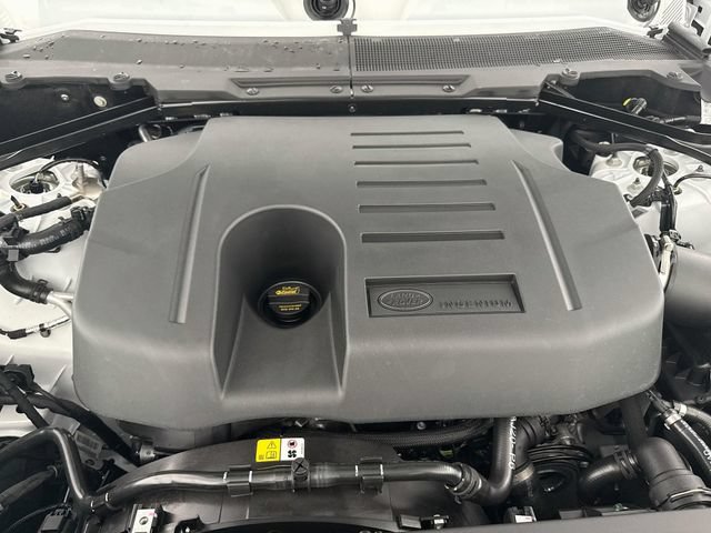 New 2026 Land Rover Defender 110 X-Dynamic SE AWD/4WD image 32