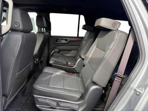 New 2026 GMC Yukon Denali w/ Sun & Power Step Package AWD/4WD image 16
