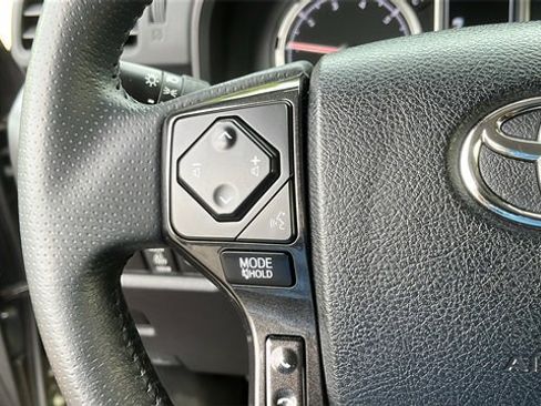 Certified 2024 Toyota 4Runner TRD Off-Road image 12