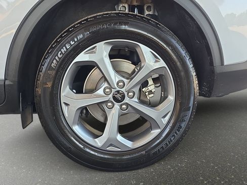 Used 2025 Ford Escape ST-Line Select AWD/4WD image 31