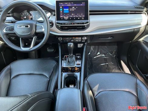 Used 2024 Jeep Compass Limited AWD/4WD image 17