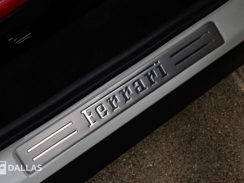 Used 2024 Ferrari 296 GTS RWD image 34