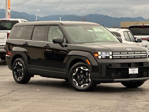 New 2026 Hyundai Santa Fe SE image 2