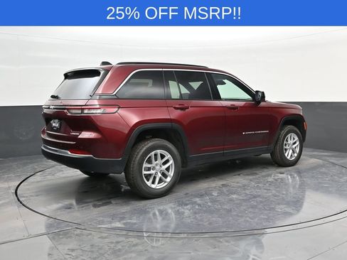 New 2025 Jeep Grand Cherokee Laredo X w/ Luxury Tech Group I AWD/4WD image 6