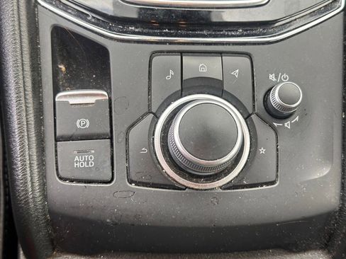 Used 2021 MAZDA CX-5 Touring image 28