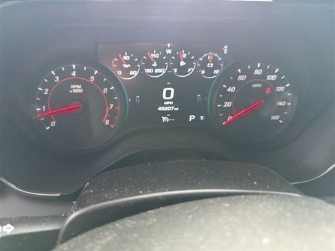 Used 2018 Chevrolet Camaro LT RWD image 11