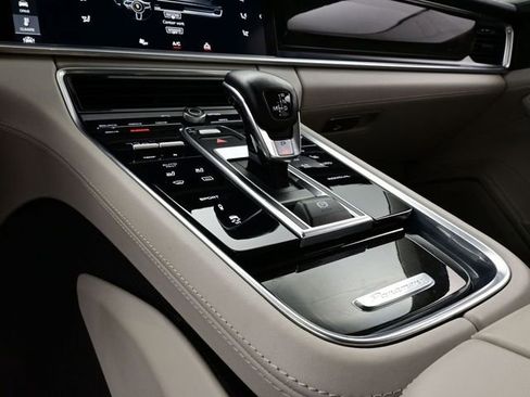 Certified 2017 Porsche Panamera 4 AWD/4WD image 11