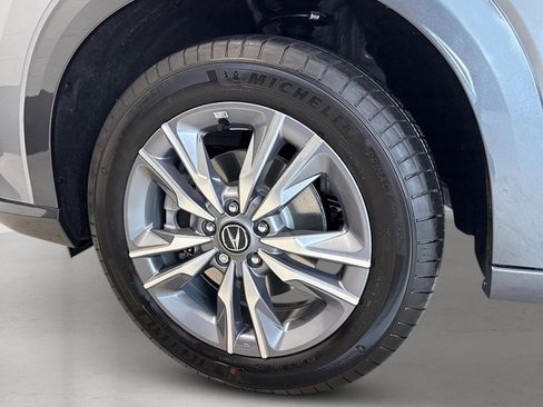 Used 2025 Acura ADX AWD image 11