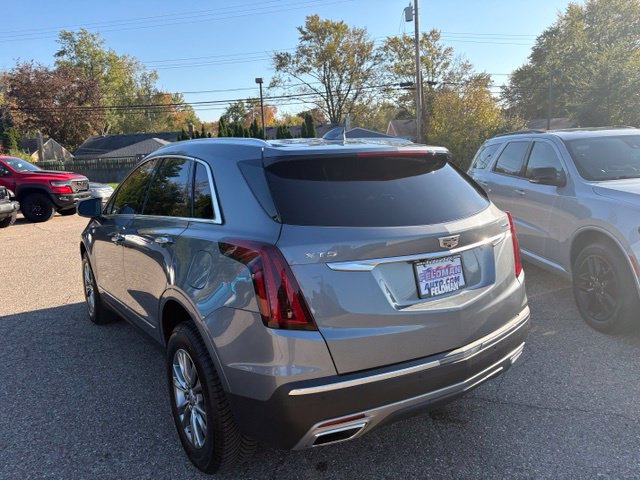 Used 2020 Cadillac XT5 Premium Luxury w/ LPO, Floor Liner Package FWD image 3