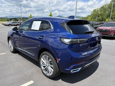 Used 2025 Buick Envision Avenir AWD/4WD image 7