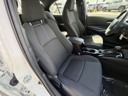 Used 2021 Toyota Corolla SE FWD image 19