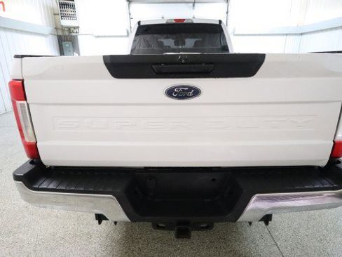 Used 2018 Ford F250 XL w/ Power Equipment Group image 8