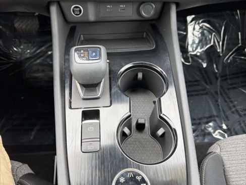 Used 2021 Nissan Rogue SV image 14