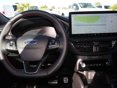 Certified 2023 Ford Escape ST-Line w/ Tech Pack #1 FWD image 17